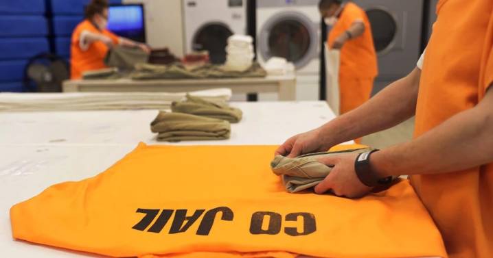 Audit: St. Louis County jail is dirty, moldy, understaffed