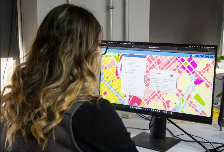 Cuida tu dinero, antes de comprar un terreno verifica el uso de suelo en el SIGMUN