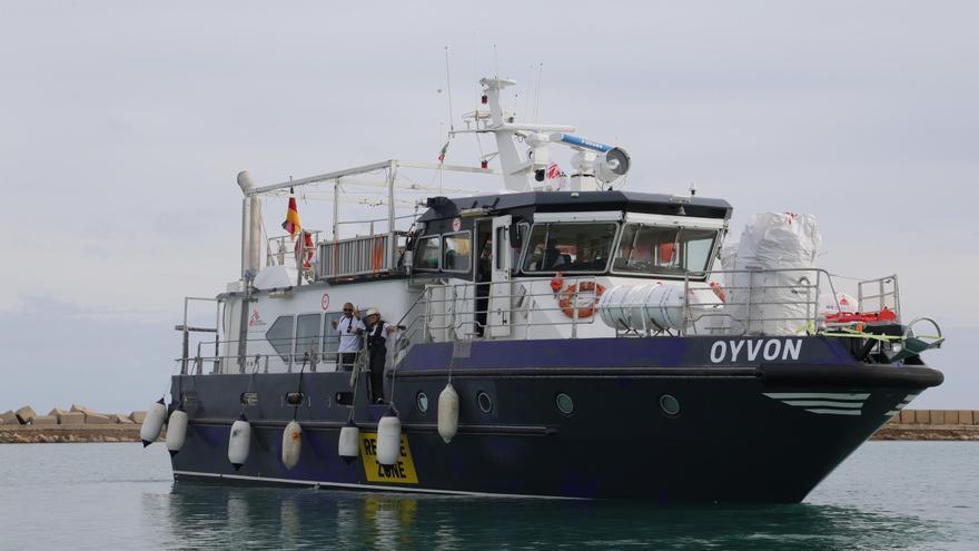 El barco de Médicos sin Fronteras 'Oyvon' rescata a sus primeros 41 migrantes en el Mediterráneo