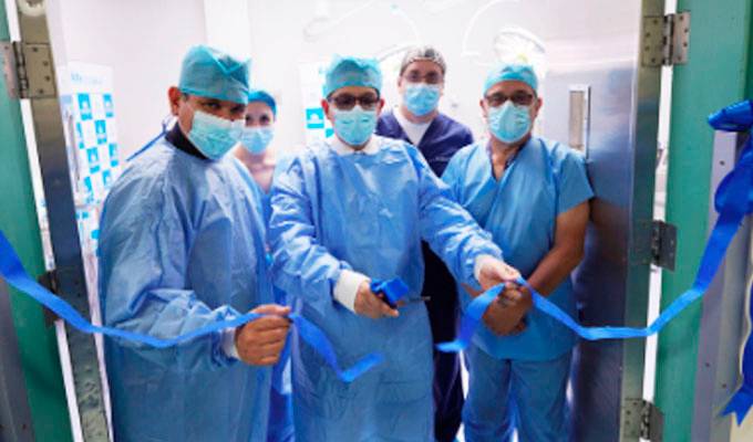EsSalud pone en funcionamiento moderna sala quirúrgica en el hospital Almenara para reforzar el desembalse de cirugías
