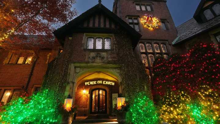 Akron's beloved Deck the Hall at Stan Hywet Hall and Gardens returns