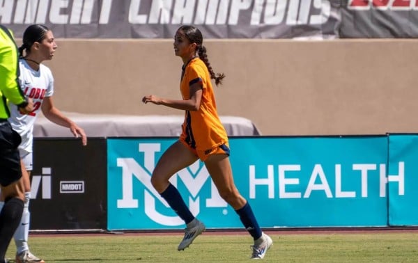 Ashlee Mora, al Tri Femenil Sub