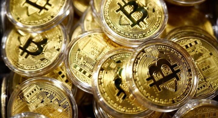El bitcoin cae a su nivel más bajo por primera vez en seis meses l bitcoin