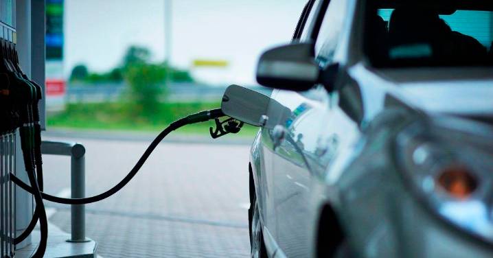 El Ayuntamiento de Málaga ordena el cese de una gasolinera en Churriana por carecer de calificación ambiental