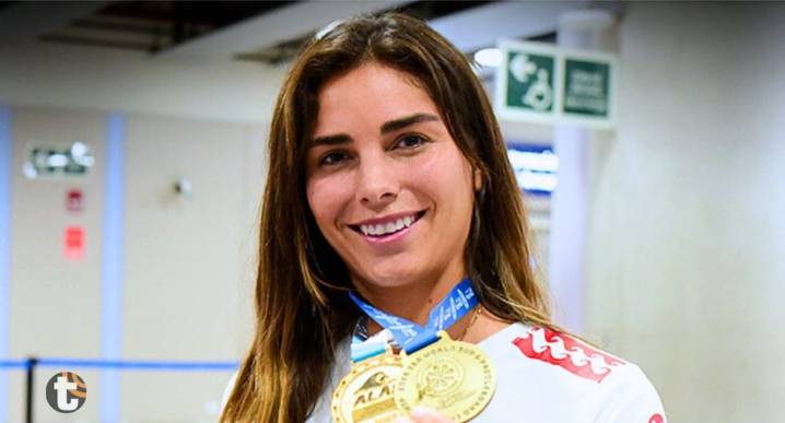 Vania Torres llegó a Lima como campeona mundial de surf: “Es un sueño” [VIDEO]