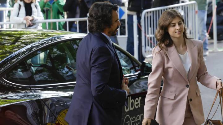 La pareja de Ayuso acusa al fiscal general de “matarle públicamente”