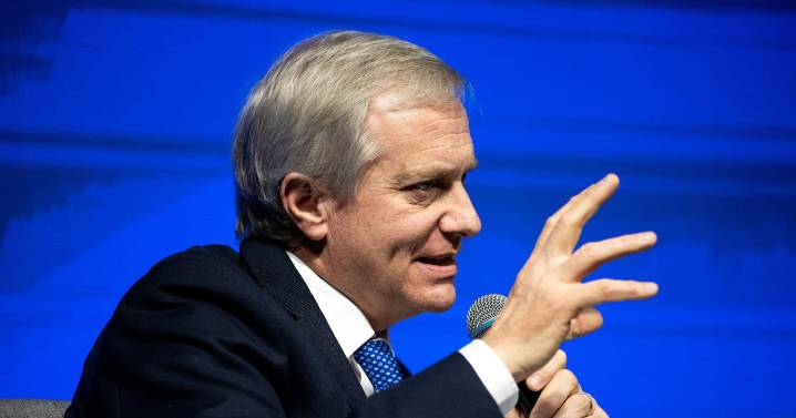 ‘Primero católico, luego político’: ¿Quién es Jorge Kast, el conservador que busca la Presidencia de Chile?