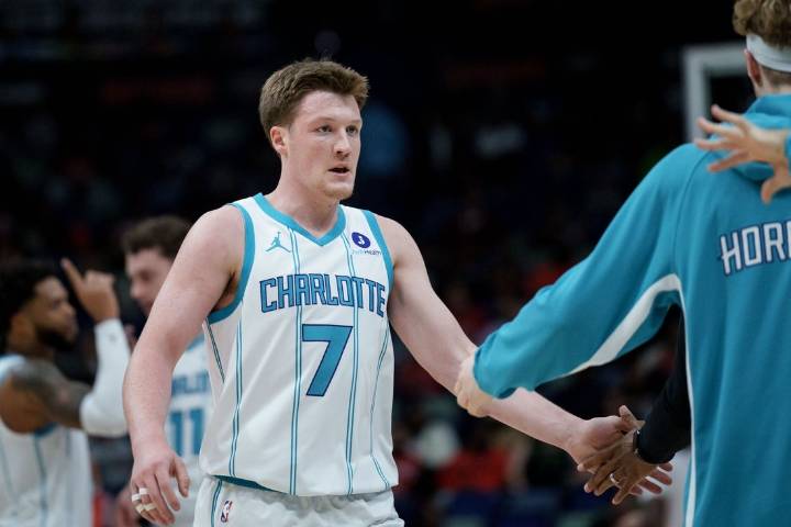 Deadspin | Spiraling Hornets, Clippers both seeking turnaround