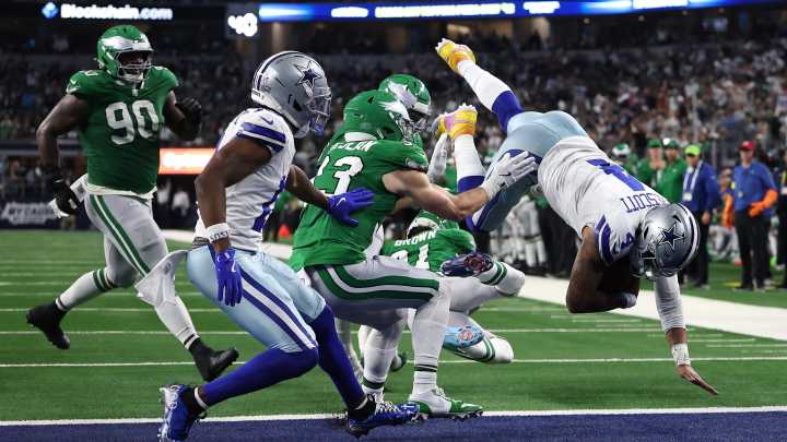 Eagles tie record for 2nd-largest blown lead. Fans fume on social