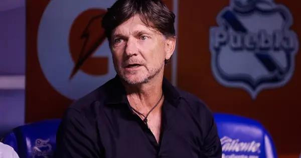 Puebla anuncia cese de Cristante