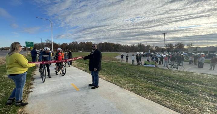 Saluki Greenway bike path opens, linking Carbondale to Murphysboro