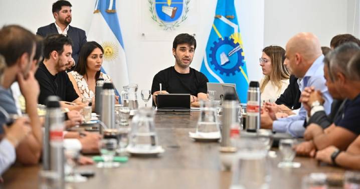 Super ministerios y recorte de cargos políticos: la nueva agenda de Ignacio Torres en Chubut