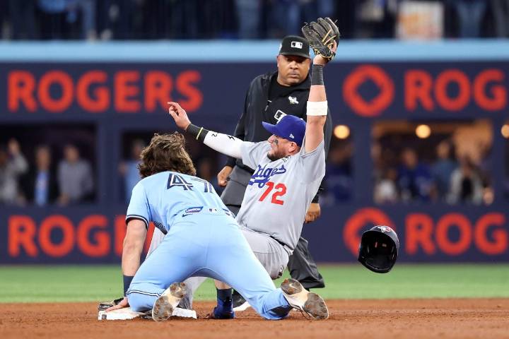 'Pretty epic ending there': How a wild 9th inning kept Dodgers alive for a Game 7