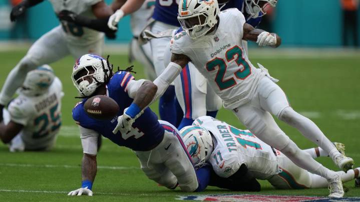 Bills offense stalls in Miami as Dolphins roll to win