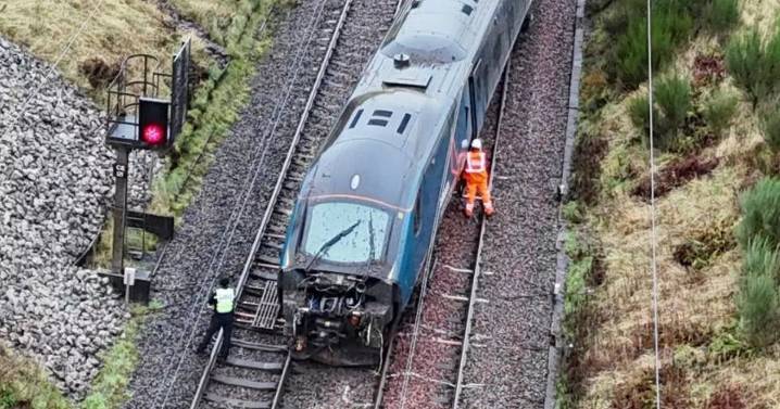Drone images show Glasgow train derailment after major incident declared
