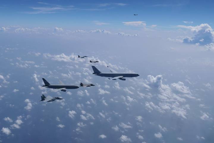 Legisladores en EU apoyan revisiones sobre ataques a barcos en el Caribe