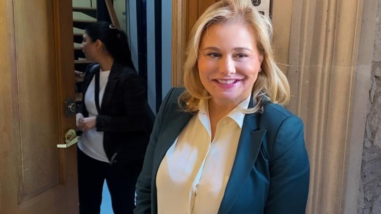 "Solidaridad con Sheinbuam": Maru por acoso a Clau en CDMX