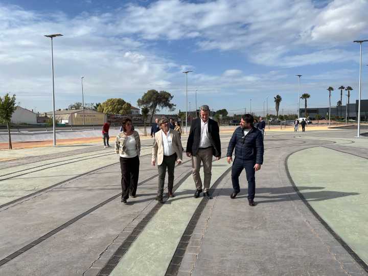 Almoradí inaugura el mayor parking de vehículo compartido de la Comunitat Valenciana