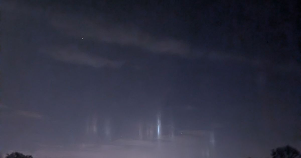 Ask the Meteorologist: What were those light pillars in the sky Monday night? :: WRAL.com