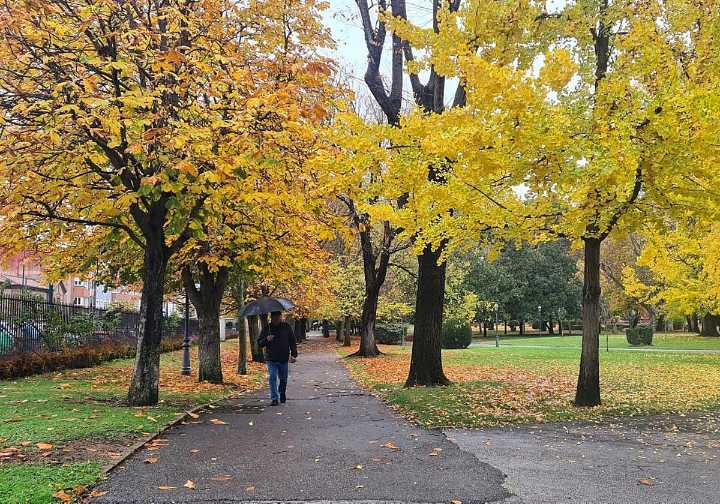 El último coletazo de la borrasca dejará un domingo gris y lluvioso en León