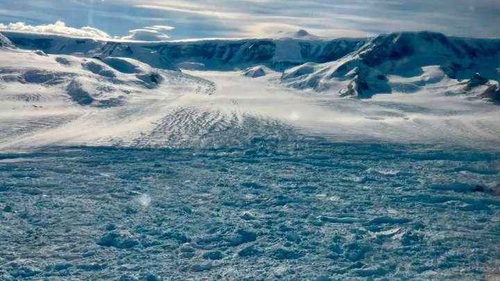 Inédito retroceso de un glaciar en la Antártida