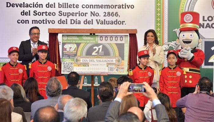 Develan billete de Lotería Nacional para conmemorar a INDAABIN