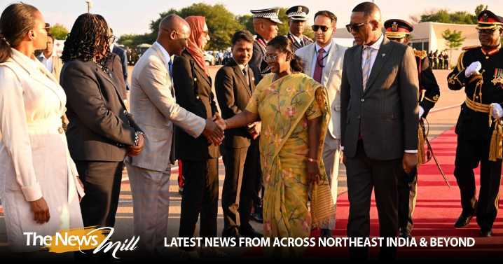 Botswana President sees Murmu off at airport before her departure to India