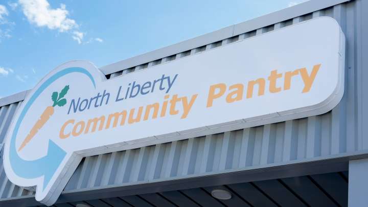 A list of food pantries and free meals in Iowa City and Johnson County