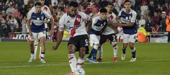 Miguel Ángel Borja, con las horas contadas en River Plate