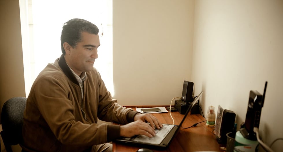 Teletrabajo: no solo la mamá, también podría solicitarlo el papá en el primer año del hijo