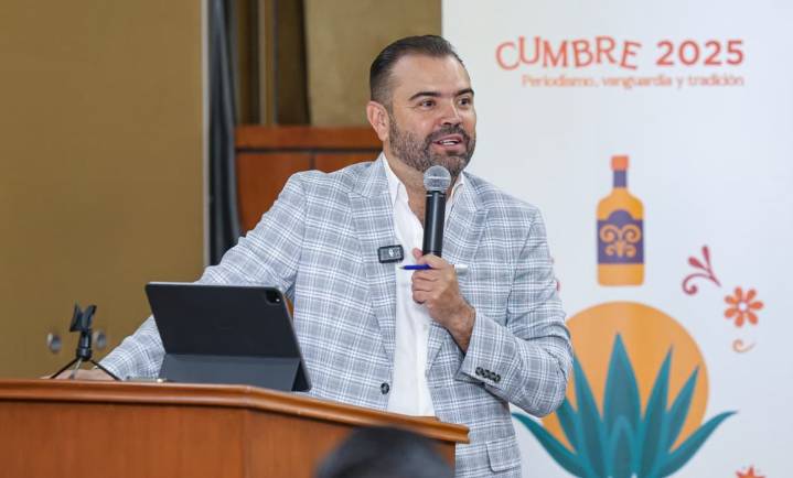 Invitarán a Sheinbaum a la inauguración de la Línea 4 del Tren Ligero