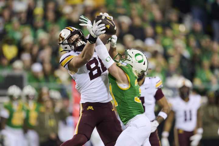 Gophers blown out 42-13 by No. 8 Oregon