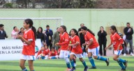 Escuela de Fútbol Femenino de UNACEM impulsa el desarrollo integral de niñas en Villa María del Triunfo