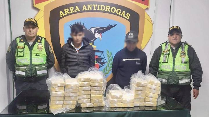 Desarticulan presunta banda de narcotráfico y decomisan 43 kg de cocaína