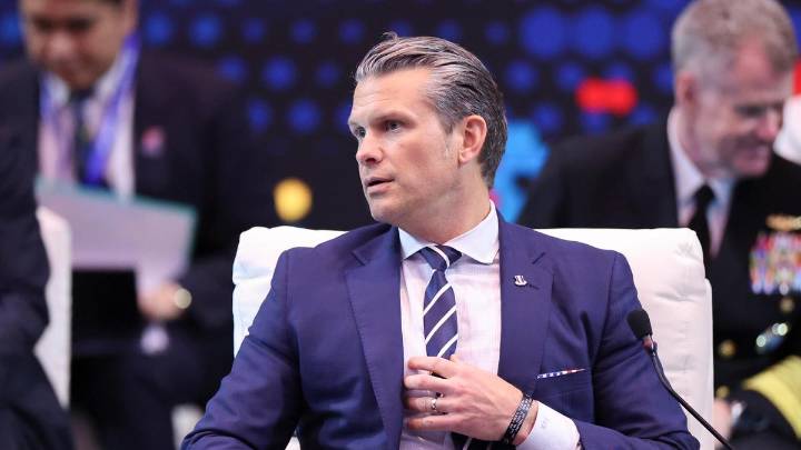 U.S. and China agree to set up direct military communication channels, Hegseth says