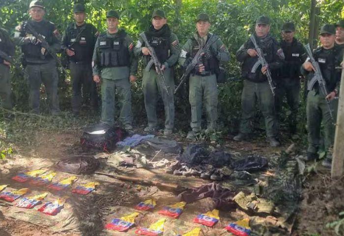 Venezuela destruye campamento que pertenecería al frente 33 de las disidencias de alias ‘Calarcá’.