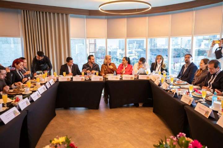 Sesionan en Pachuca las y los secretarios de Turismo de todo el país