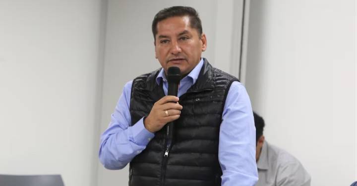 Ulises Villegas, alcalde de Comas, es sentenciado a 6 años de cárcel efectiva: PJ ordena su captura