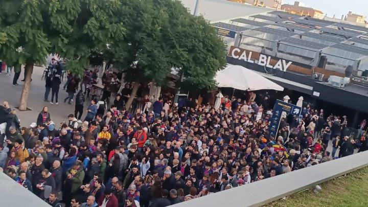 El Barça admite que 7.500 socios se vieron afectados por el caos de las entradas