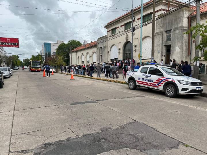 El “Operativo Aurora” dice presente en distintos establecimientos educativos de la ciudad