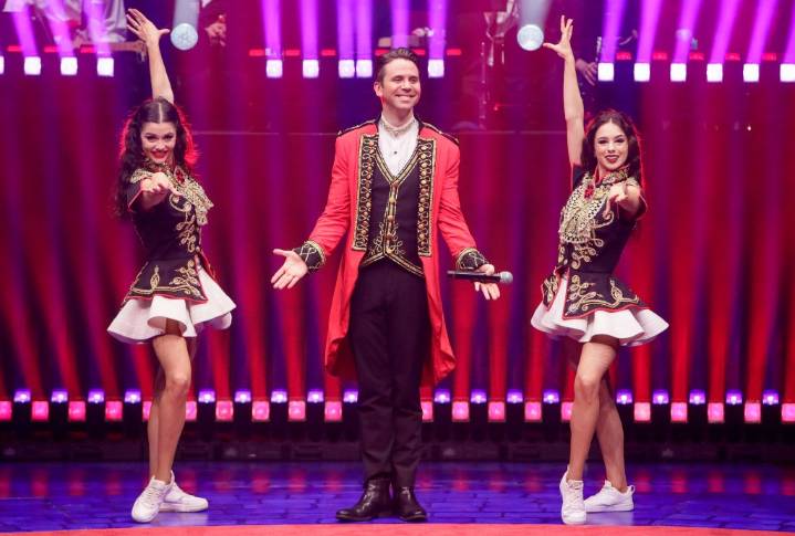 Inside the spectacular Big Apple Circus 2025