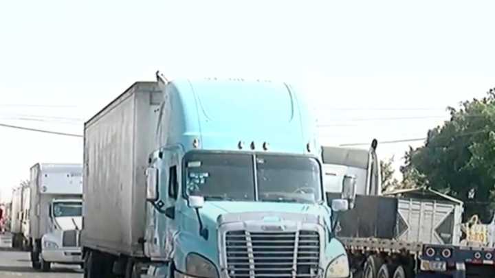 Agricultores y Transportistas Levantaron los Bloqueos Carreteros en Jalisco; Esta es la Razón