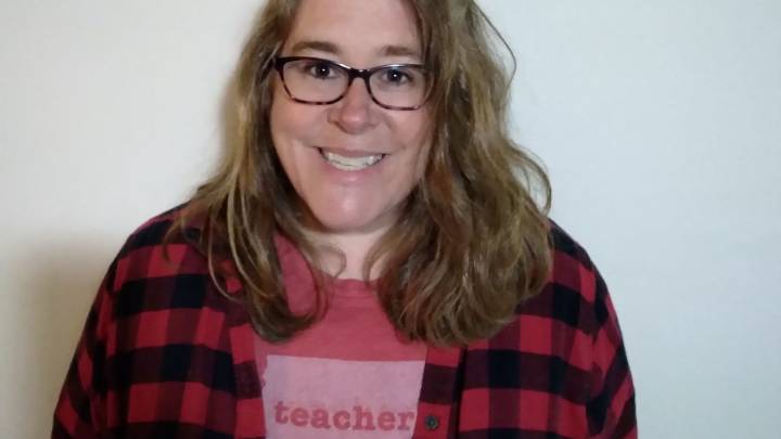 Burlington middle school teacher has plan for kids' financial literacy