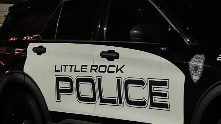 Little Rock police investigate deadly overnight shooting