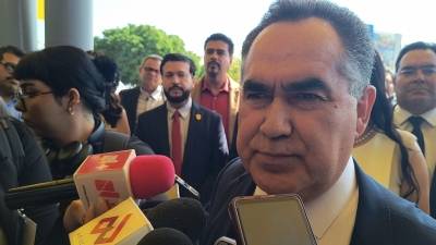 Estamos insistiendo para que nos den los…