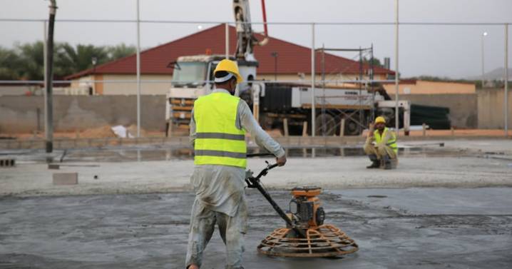 Por falta de inversión e incertidumbre construcción se desploma 15.4%