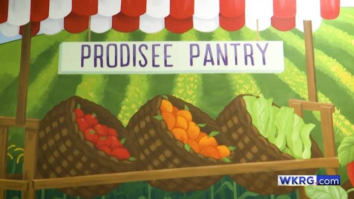 Prodisee Pantry sets final Thanksgiving food distribution
