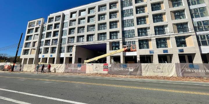 Charlotte construction sites typically bustling with Hispanic workers now quiet amid Border Patrol operation