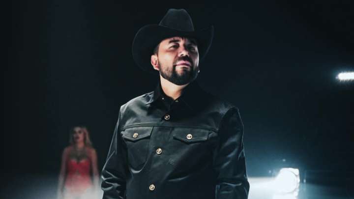 Pide Fidel Rueda disculpas a la Presidenta Claudia Sheinbaum tras video en su concierto