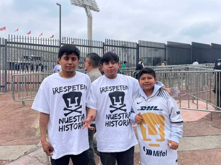 Afición de Pumas se manifiesta contra directiva, cuerpo técnico y jugadores: “¡Respeten nuestra historia!”